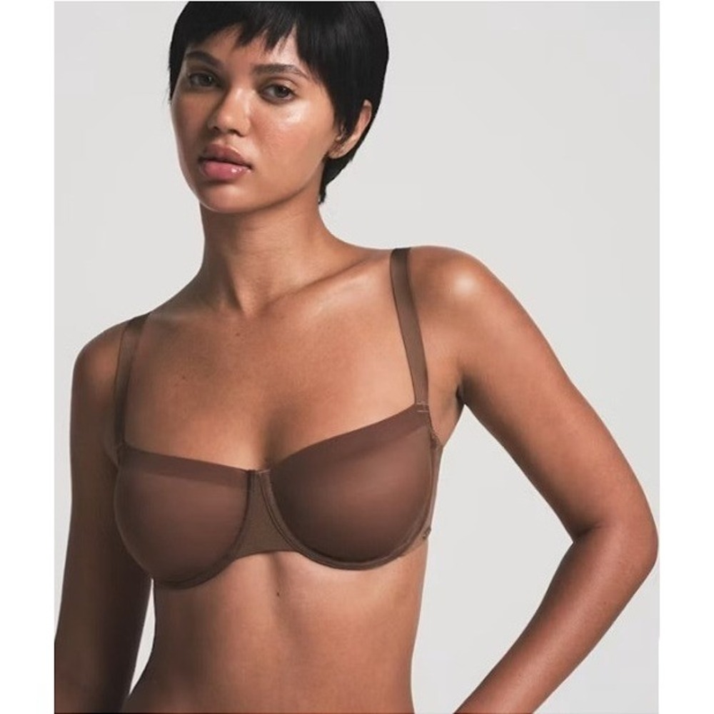 SKIMS Women's NO SHOW Unlined Balconette Bra Jasper Size 36D Sheer EUC